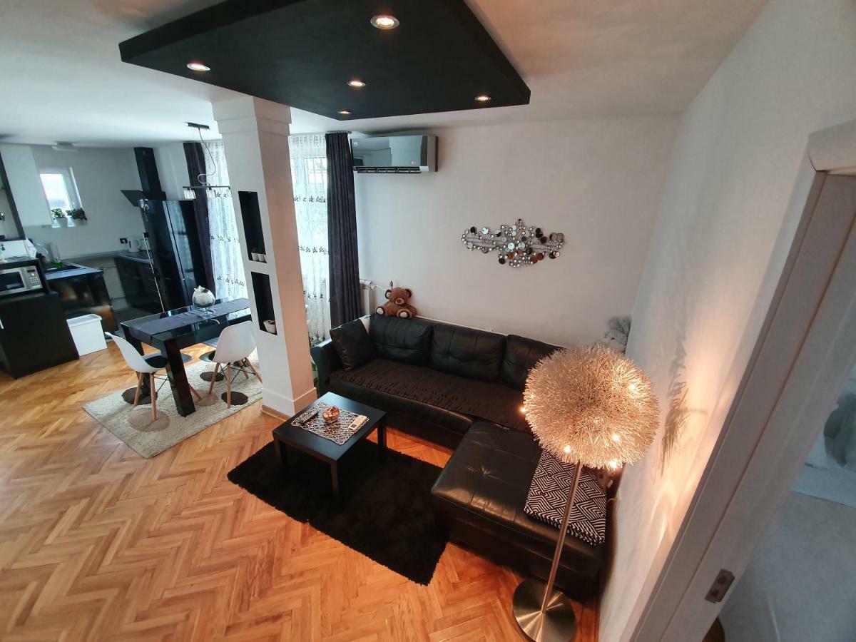 Apartment New Belgrade Home Buitenkant foto